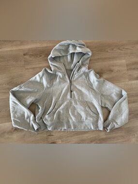 Lululemon scuba oversized cropped hoodie